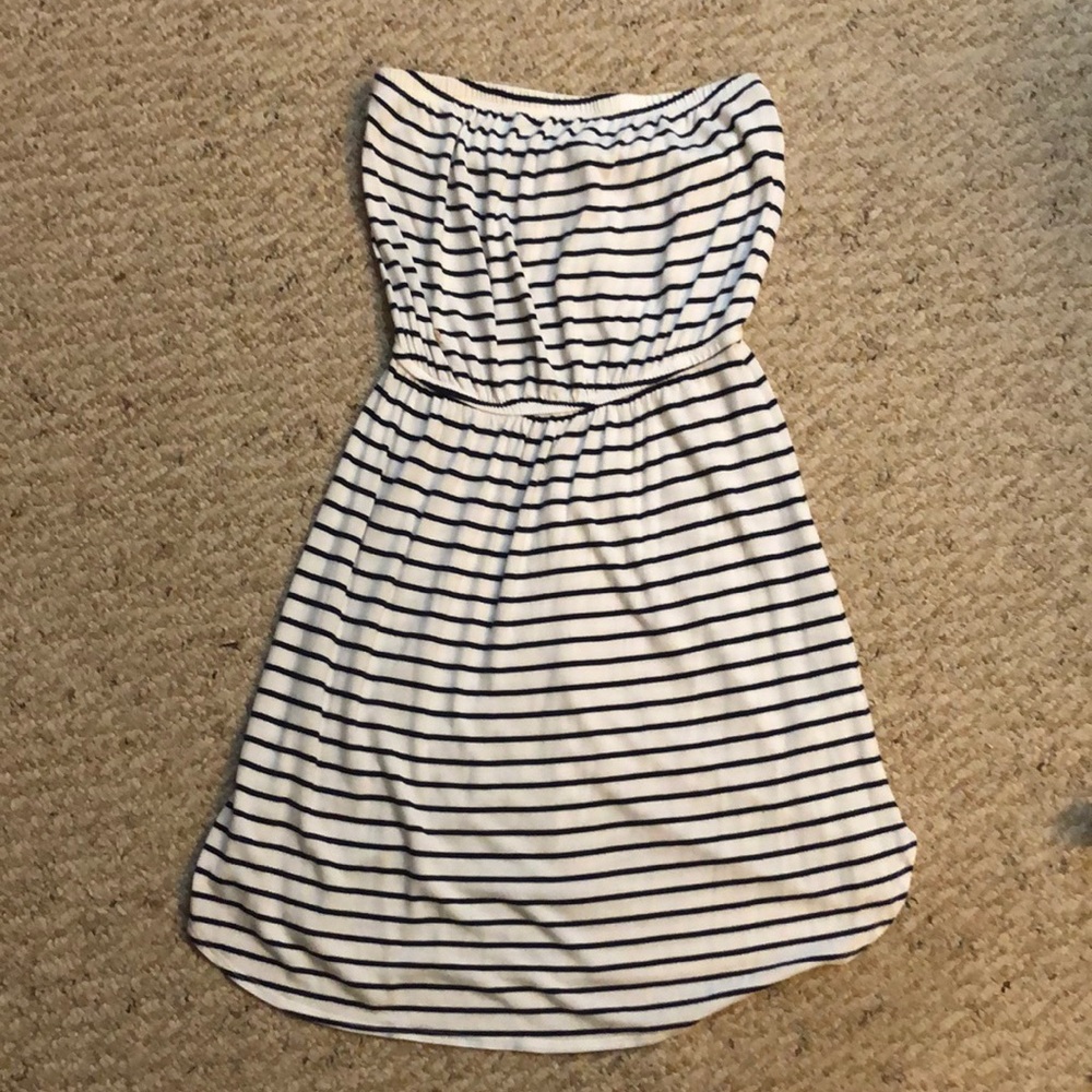 Women’s dress